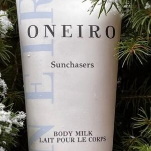 Oneiro Sunchasers Body Milk - White